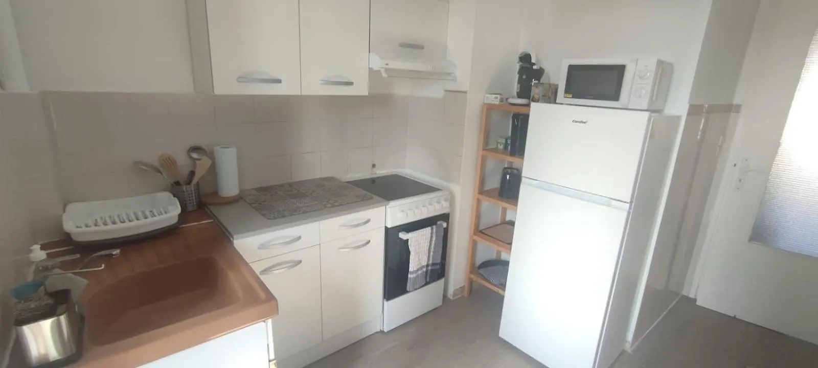 Appartement Trois Pieces Au Coeur D'Antibes ! Proche Plage Et Parking A Disposition Antibes